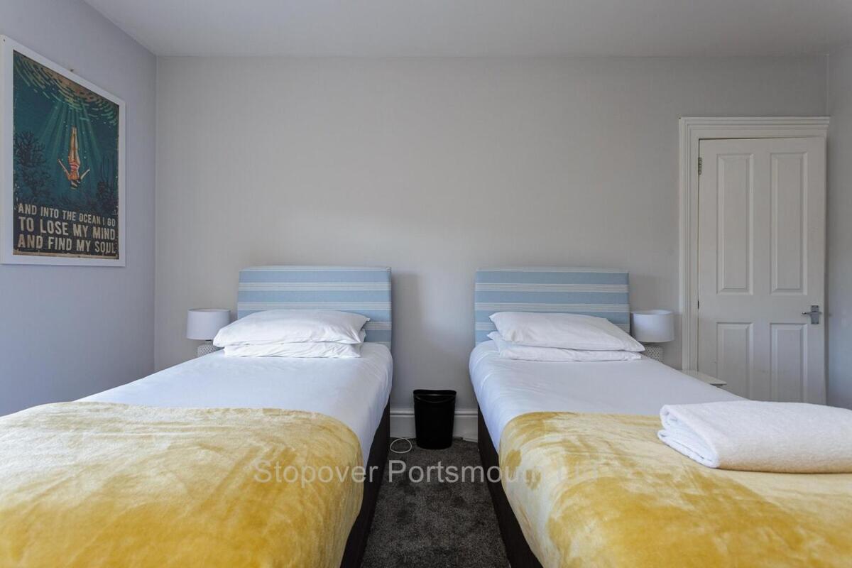 Stopover At Orchard Apartment Light And Cosy Portsmouth Quarto foto