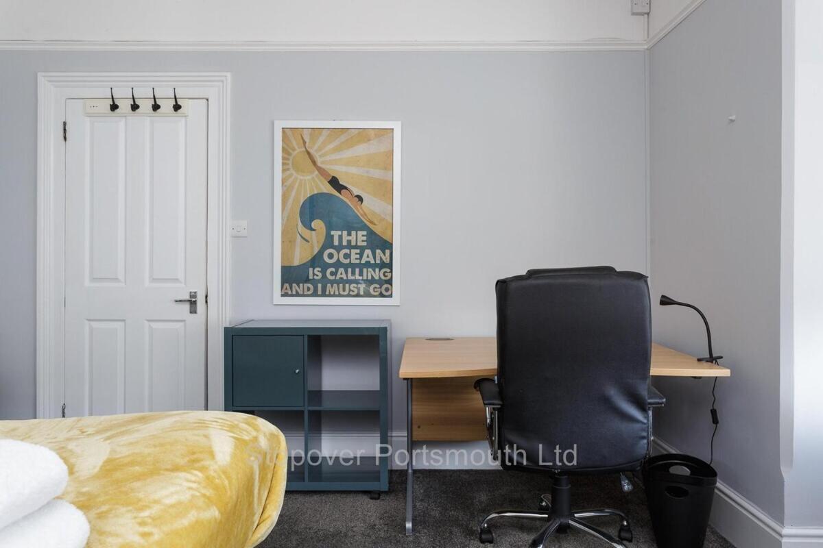 Stopover At Orchard Apartment Light And Cosy Portsmouth Quarto foto